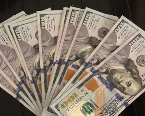 Qual valor do dólar nesta segunda-feira